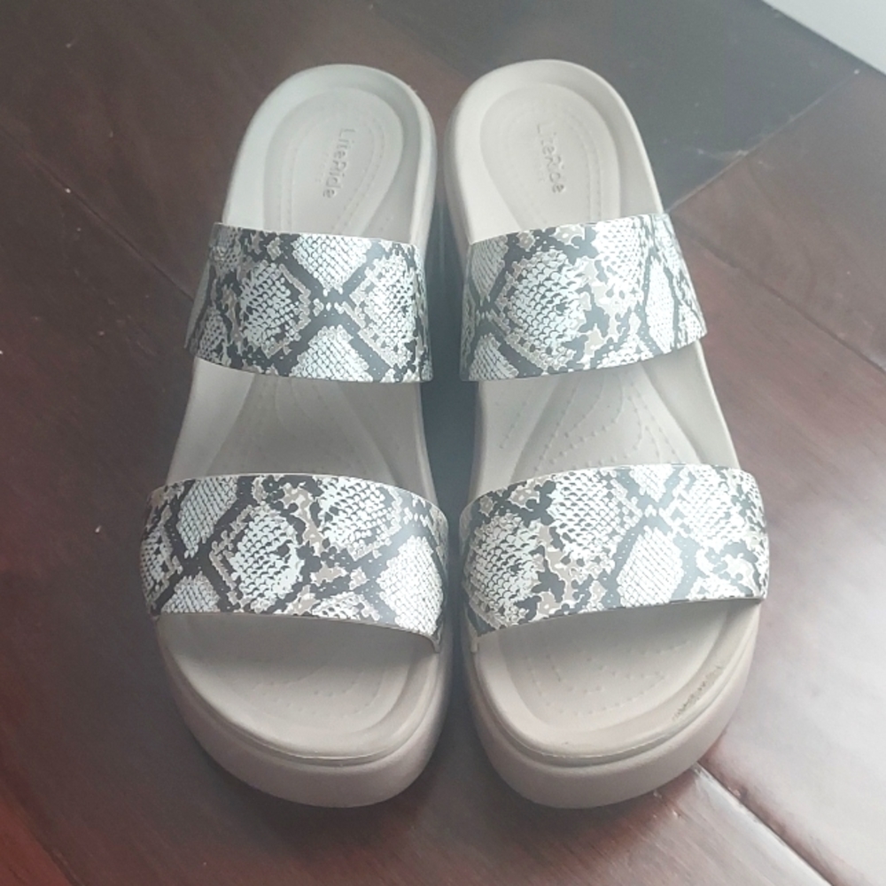 Crocs wedges
